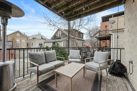 $619,000 | 2629 North Southport Avenue, Unit 2, Chicago, IL 60614
