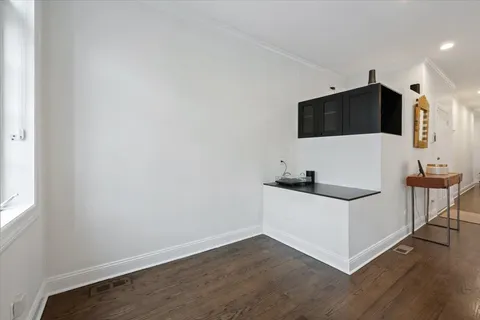 $619,000 | 2629 North Southport Avenue, Unit 2, Chicago, IL 60614