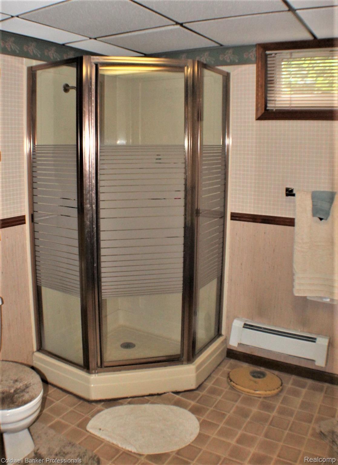 2321 Vernor Road Lapeer, MI 48446 - Photo 28 of 30 Walk-in Shower