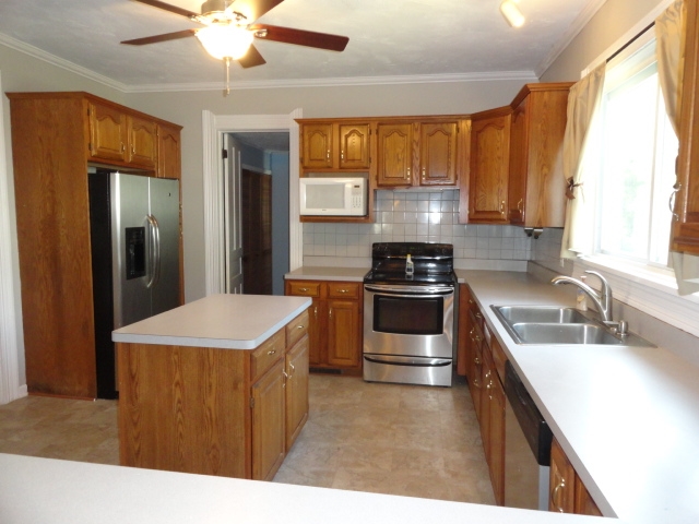 208 South Front Street Rensselaer, IN 47978 - Photo 6 of 35 Gallery Image 6
