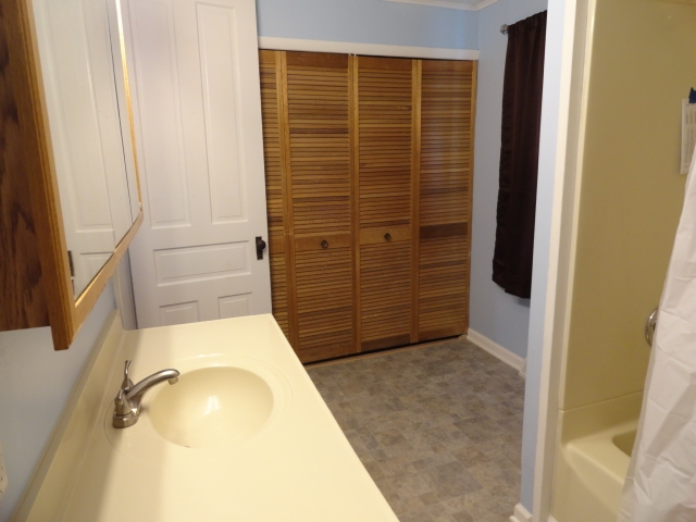 208 South Front Street Rensselaer, IN 47978 - Photo 8 of 35 Gallery Image 8