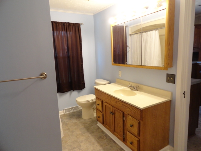 208 South Front Street Rensselaer, IN 47978 - Photo 9 of 35 Gallery Image 9