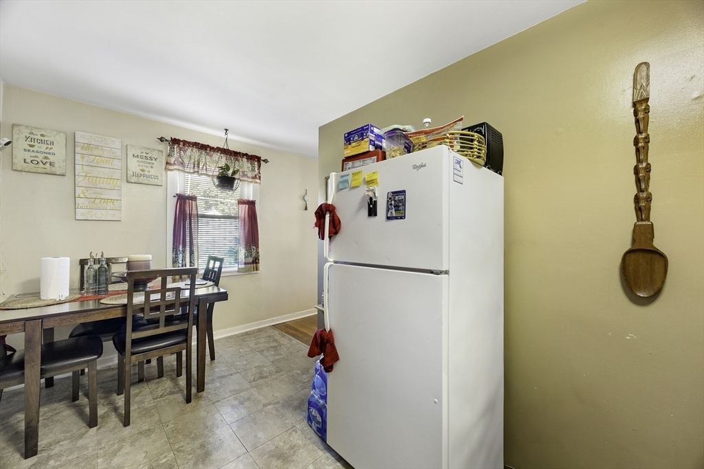 47-49 Farragut Street Springfield, MA 01104 - Photo 11 of 23