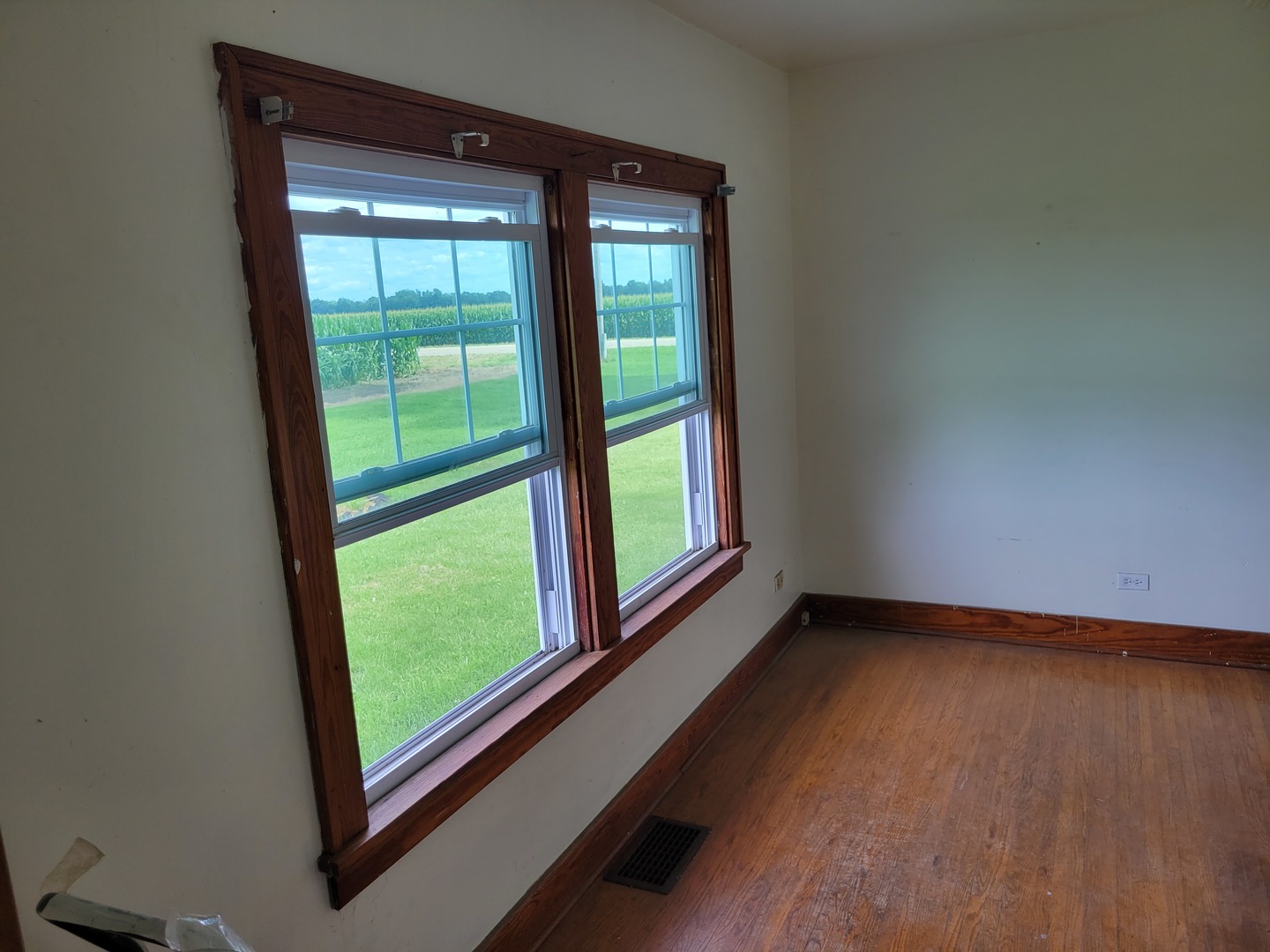 1452 Sterling Road Amboy, IL 61310 - Photo 24 of 43 a view of a room with window