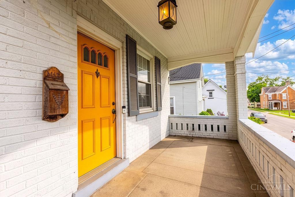 1220 3rd Street Reading, OH 45215 - Photo 4 of 25