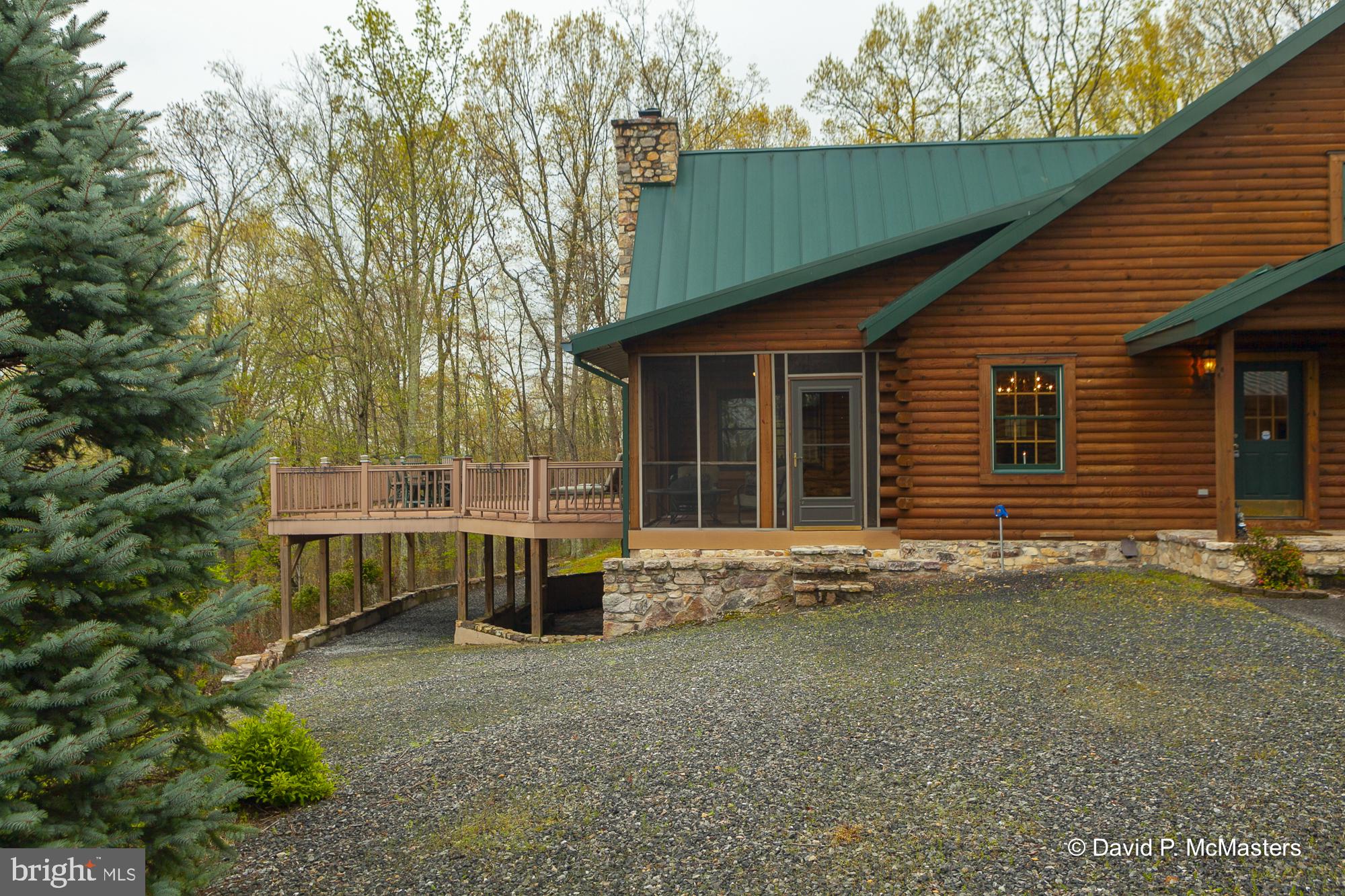 11600 Valley Road Berkeley Springs, WV 25411 - Photo 18 of 113