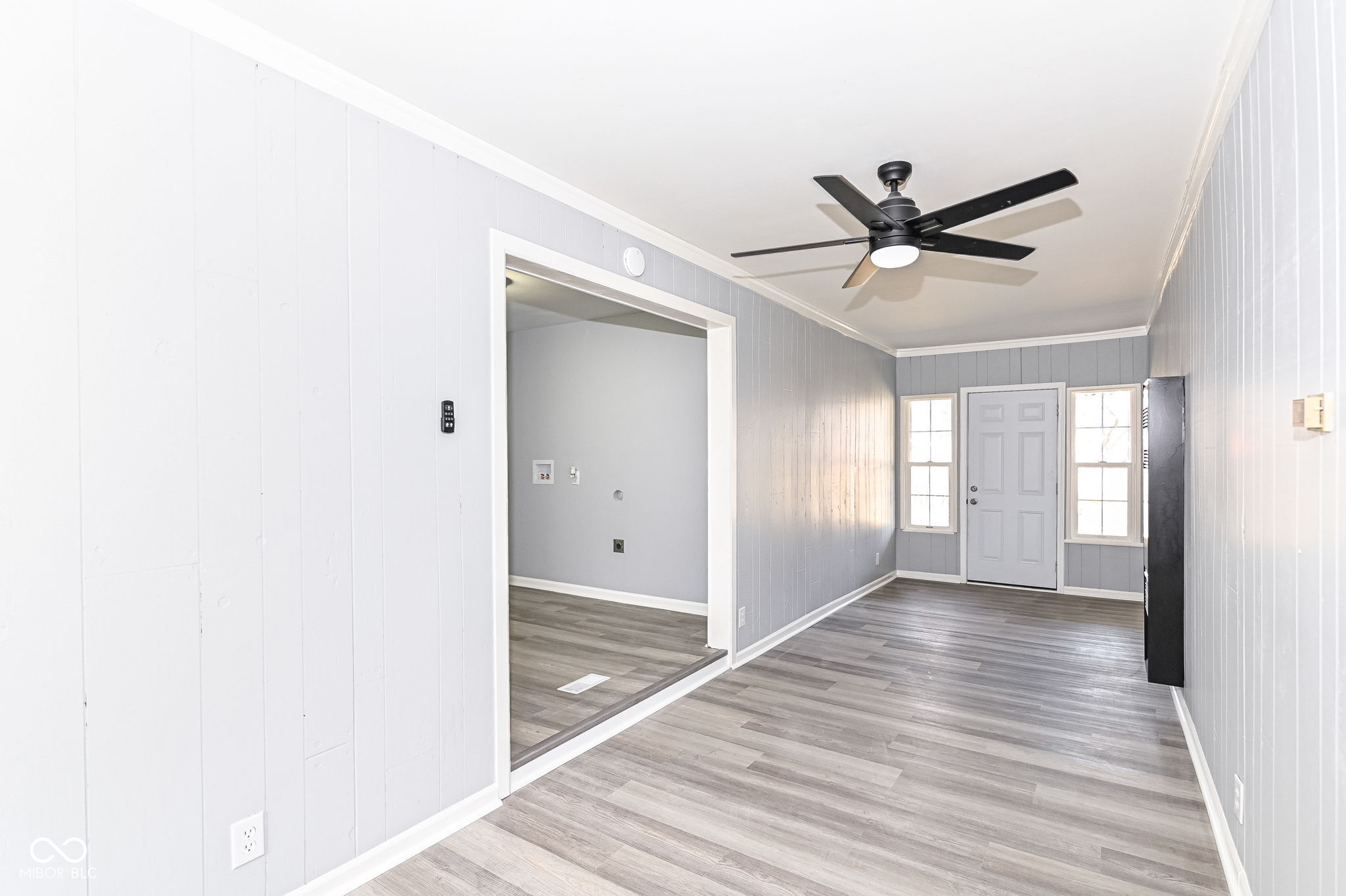 8026 Roy Road Indianapolis, IN 46219 - Photo 4 of 28 Gallery Image 4