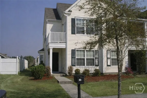 $1,900 | 10 Ashleigh Lane, Savannah, GA 31407