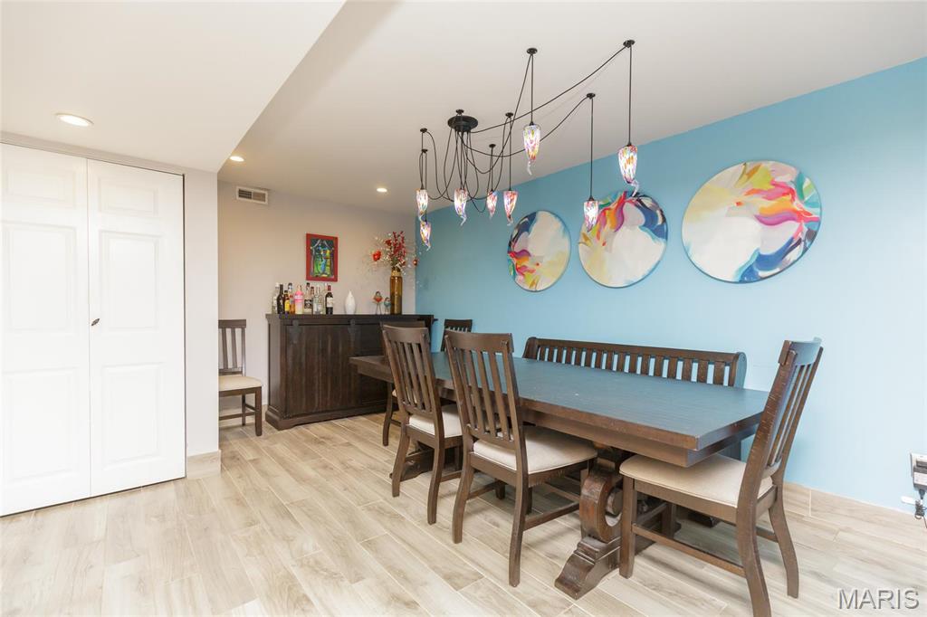 86 Pebblebrook Lane St. Louis, MO 63146 - Photo 12 of 47