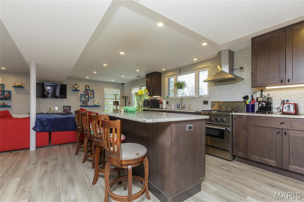 86 Pebblebrook Lane St. Louis, MO 63146 - Photo 9 of 47