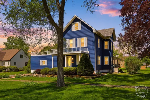 $284,900 | 395 East 1st Avenue, Clifton, IL 60927