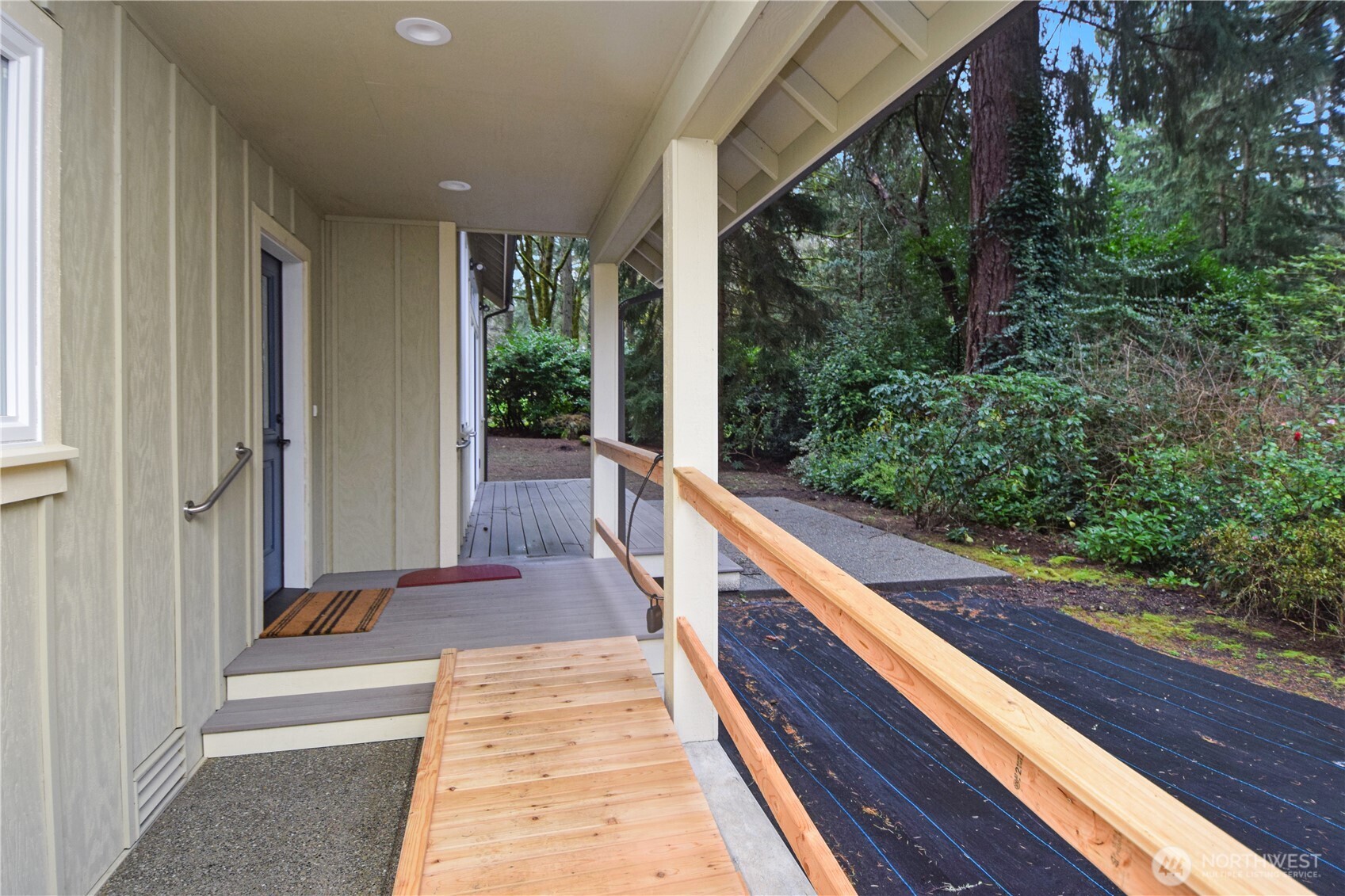 15915 Nesika Bay Road Northeast Poulsbo, WA 98370 - Photo 28 of 40