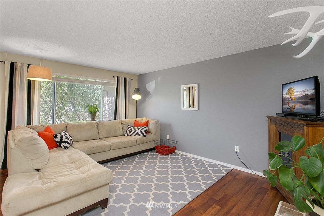 227 225th Street Southwest Bothell, WA 98021 - Photo 6 of 24