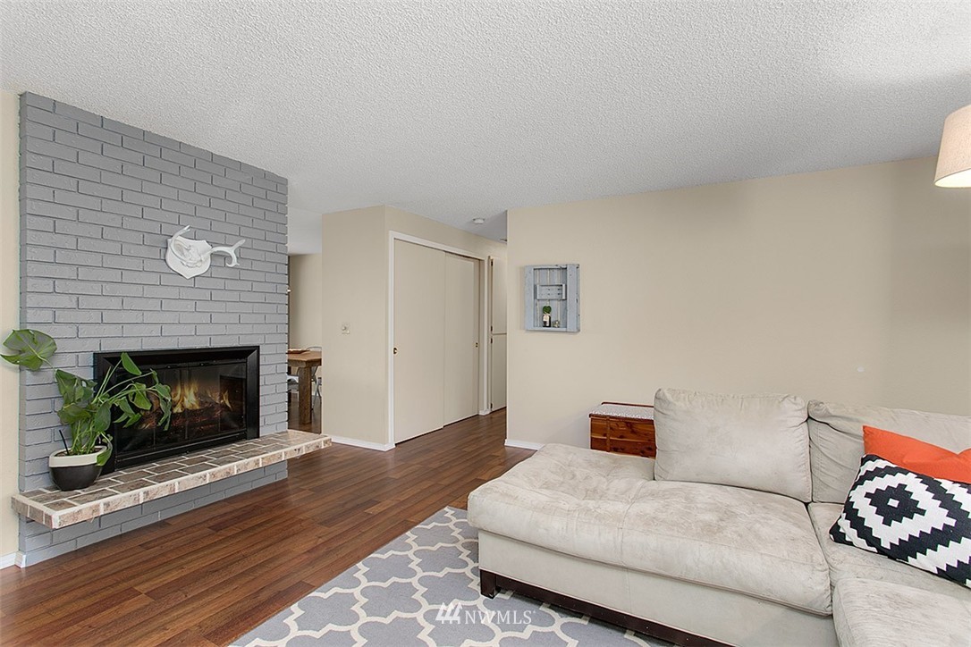 227 225th Street Southwest Bothell, WA 98021 - Photo 7 of 24