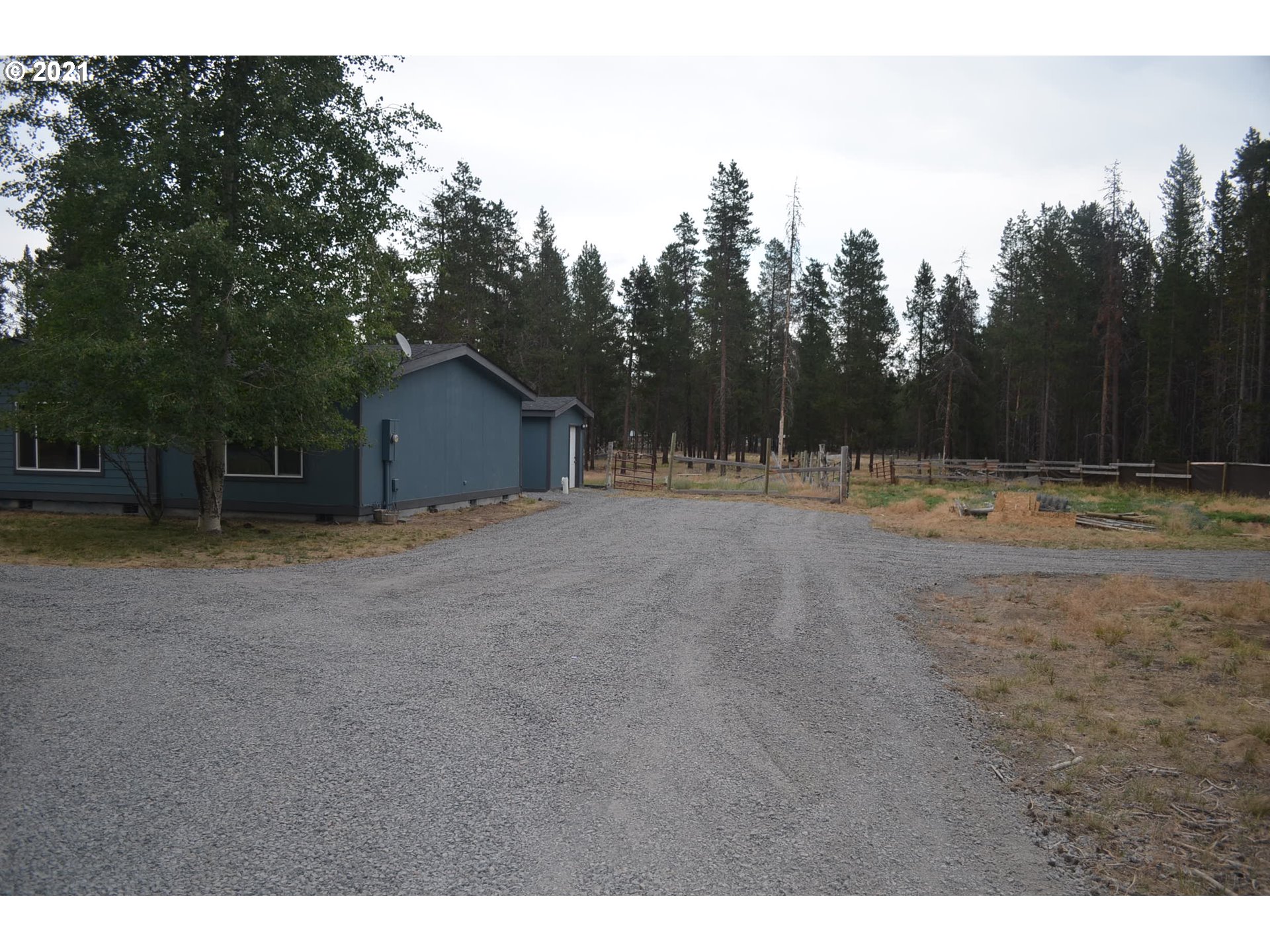 149585 Jerry Road La Pine, OR 97739 - Photo 5 of 31 Gallery Image 5