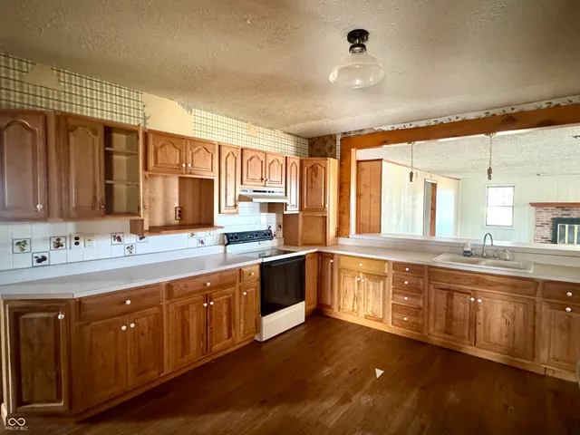 $122,500 | 1109 East Us Highway, Brazil, IN 47834