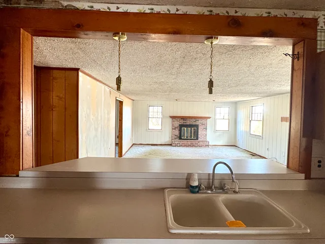 $122,500 | 1109 East Us Highway, Brazil, IN 47834