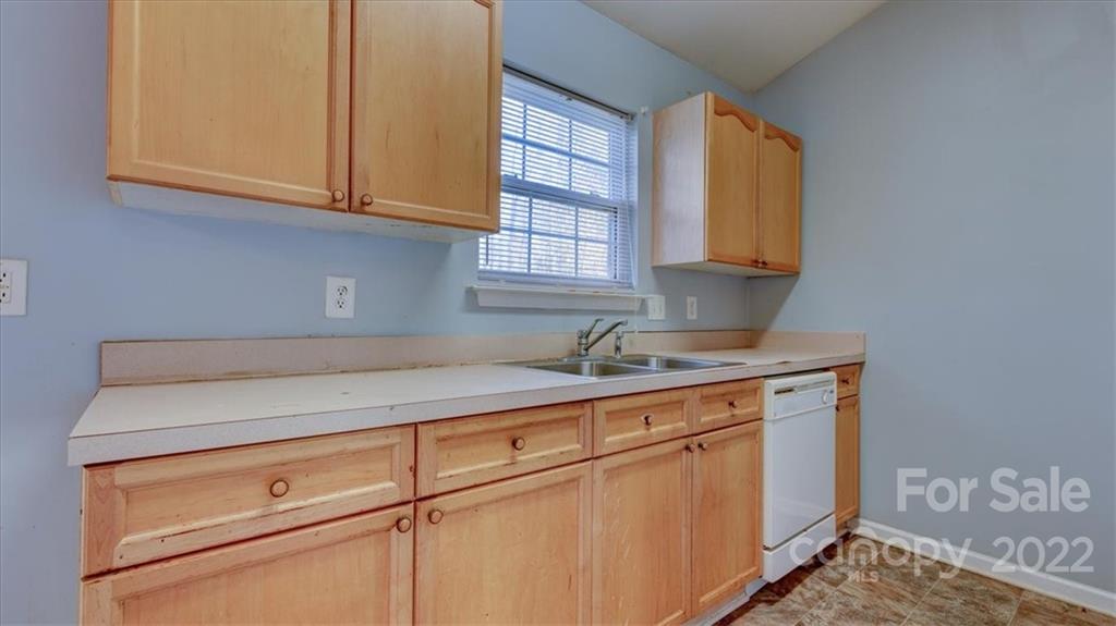 1310 Log Cabin Road Charlotte, NC 28213 - Photo 21 of 34 Gallery Image 21