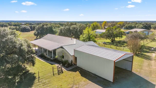 $1,200,000 | 1336 South Fm 1174 Street South, Bertram, TX 78605