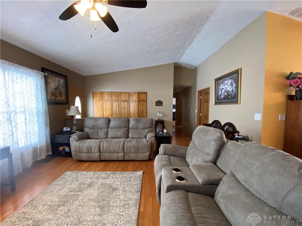 8880 Fenner Road Ludlow Falls, OH 45339 - Photo 6 of 42