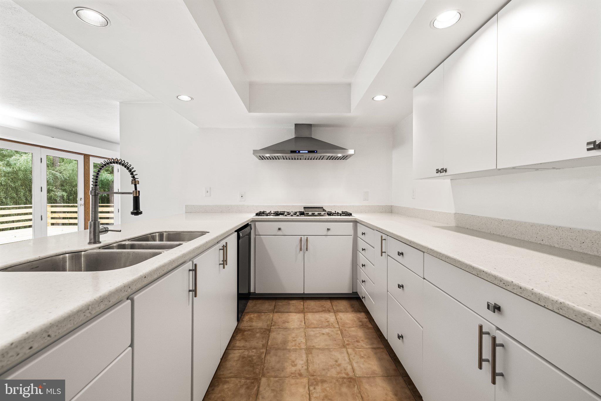 1502 Ameshire Road Lutherville-Timonium, MD 21093 - Photo 19 of 96 KItchen