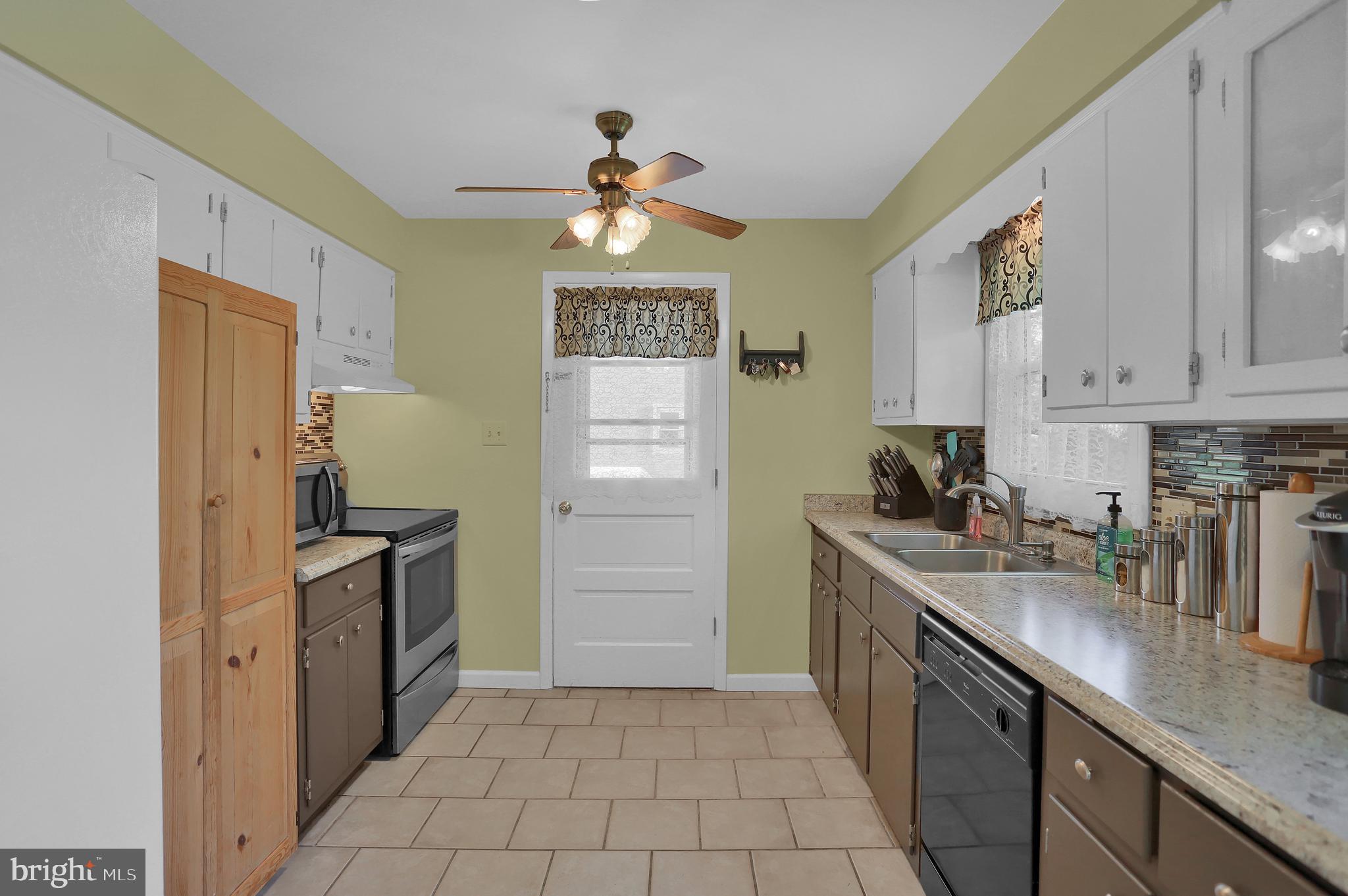 64 Roths Church Road Spring Grove, PA 17362 - Photo 12 of 40