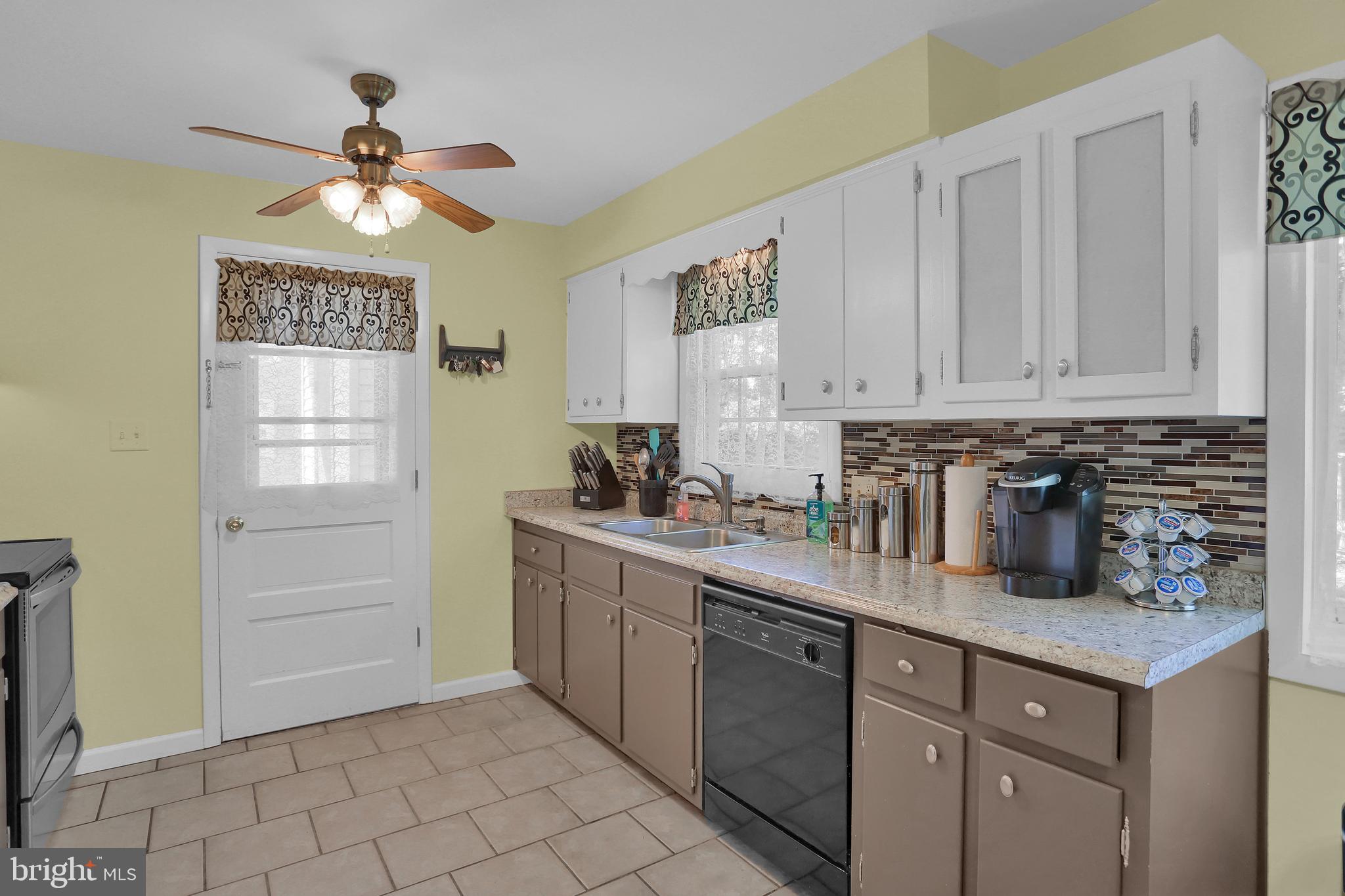 64 Roths Church Road Spring Grove, PA 17362 - Photo 13 of 40