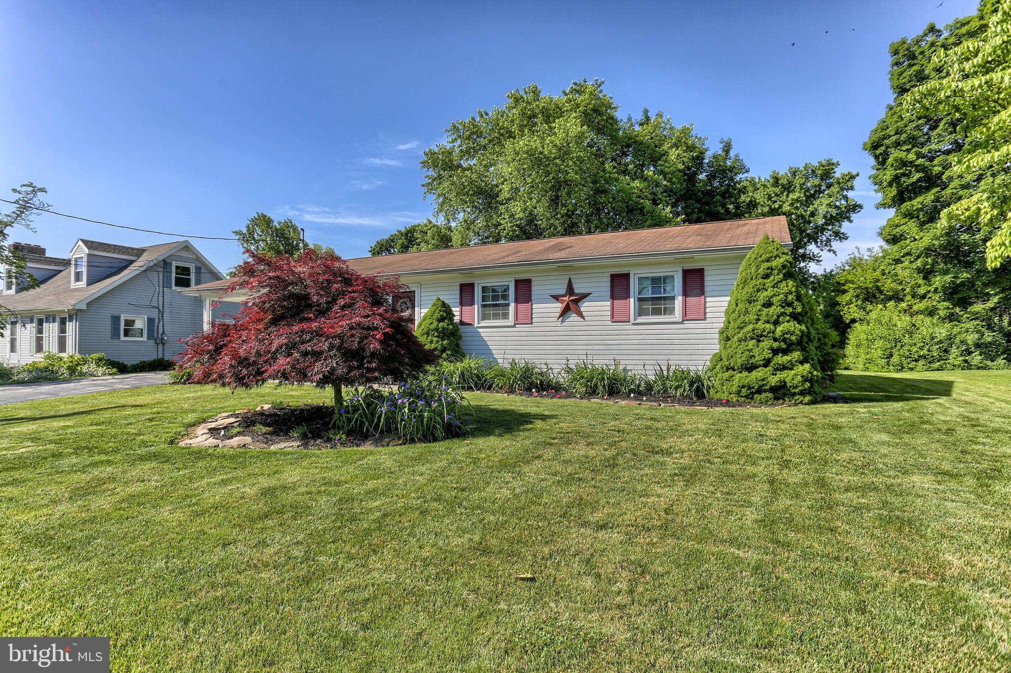 64 Roths Church Road Spring Grove, PA 17362 - Photo 3 of 40