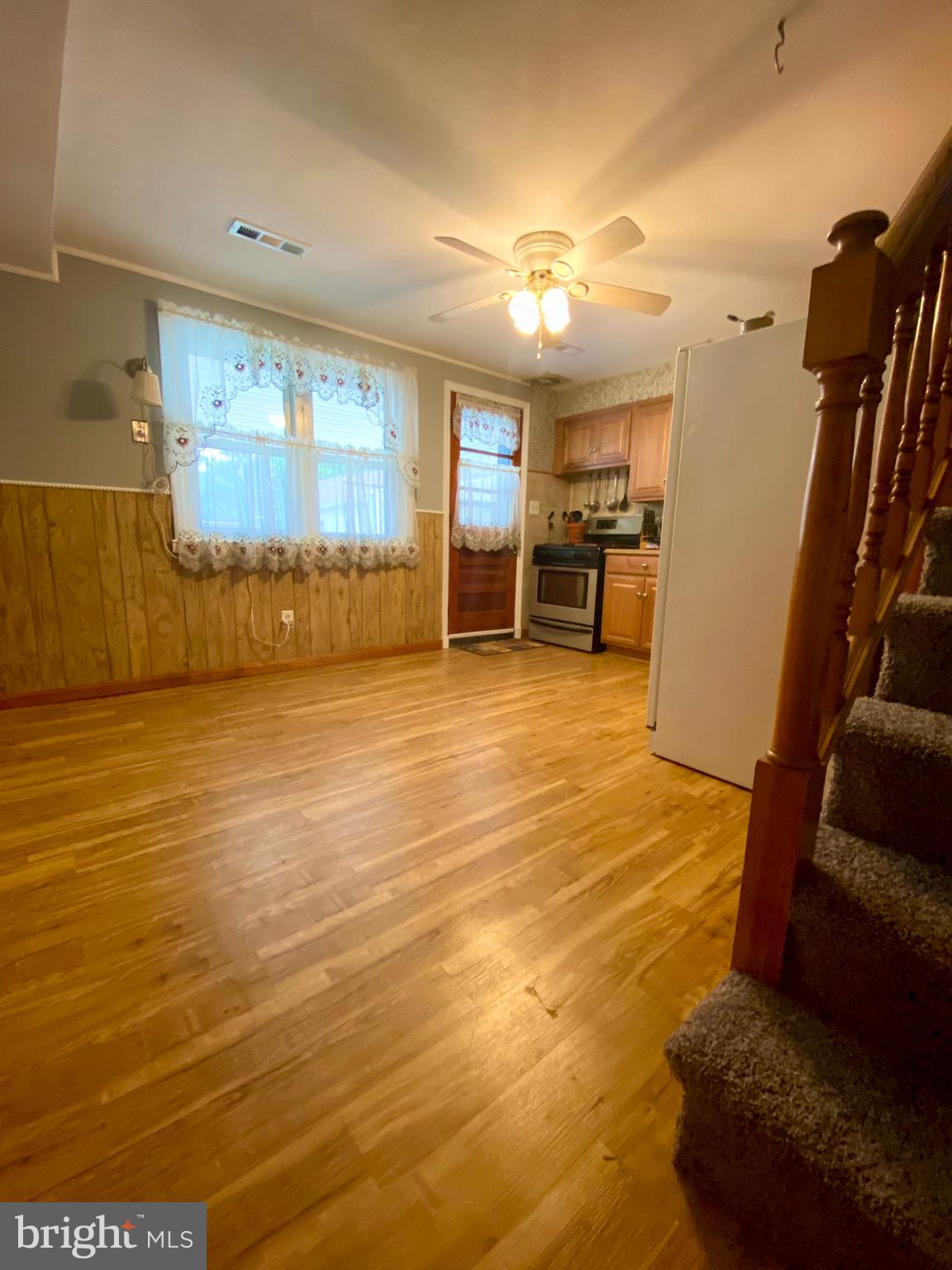 2218 Searles Road Baltimore, MD 21222 - Photo 8 of 17
