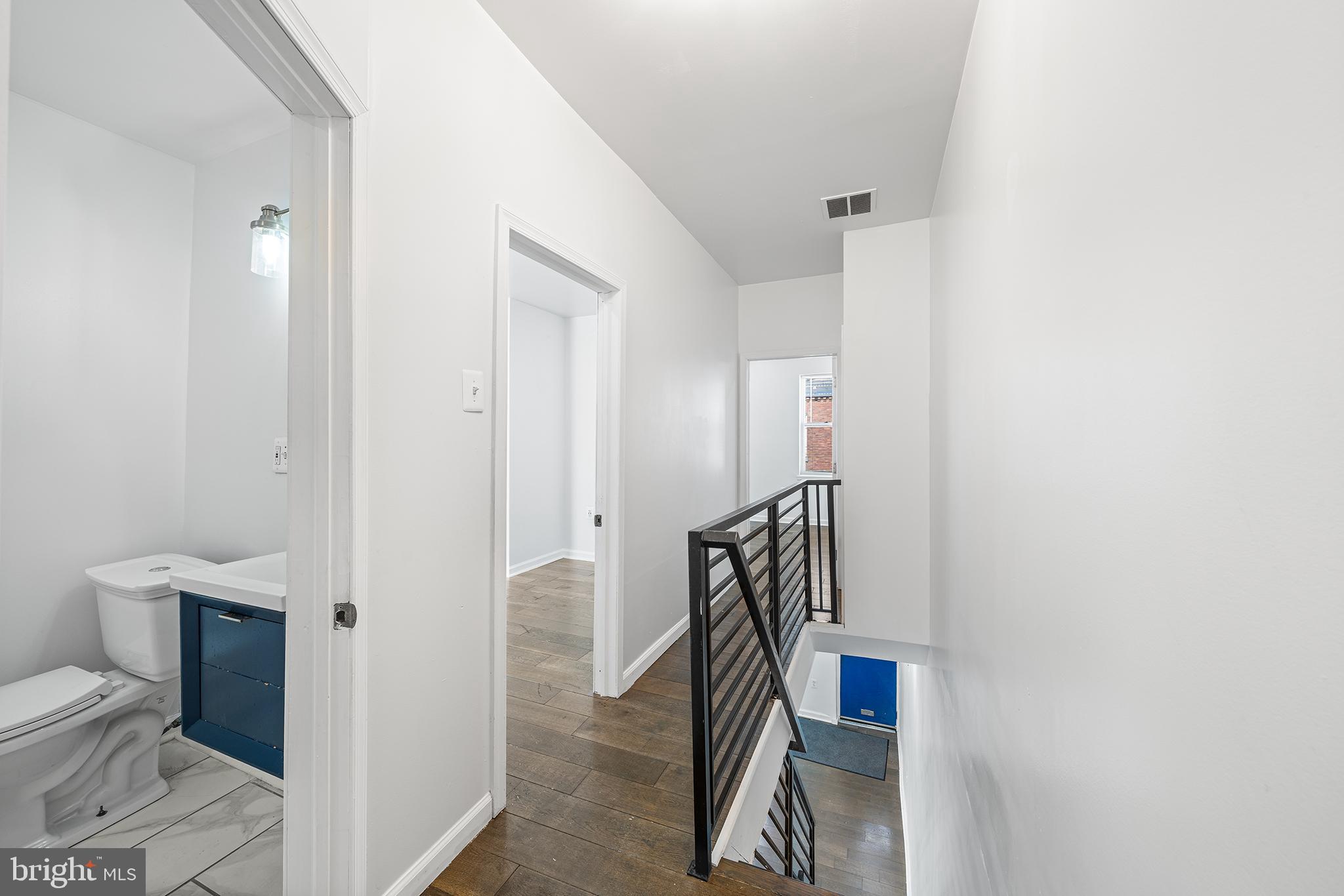 2310 Fernon Street Philadelphia, PA 19145 - Photo 11 of 29