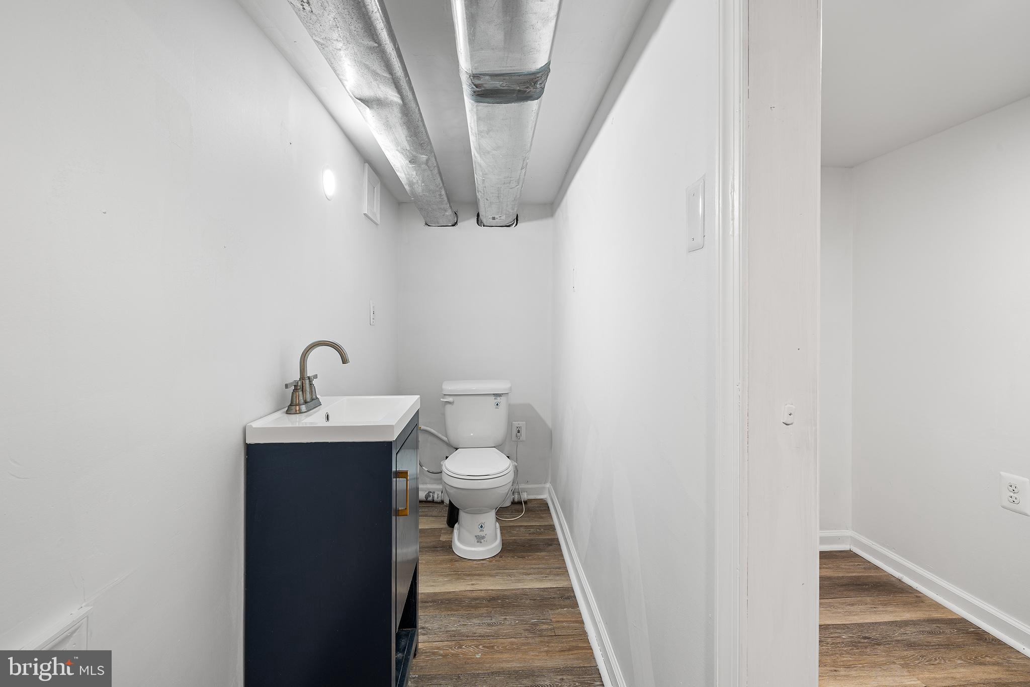 2310 Fernon Street Philadelphia, PA 19145 - Photo 24 of 29 Full bathroom 2