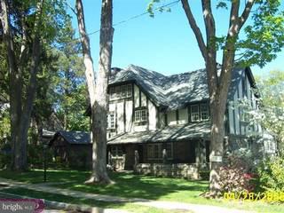 121 Edgewood Road Ardmore, PA 19003 - Photo 1 of 6 Gallery Image 1