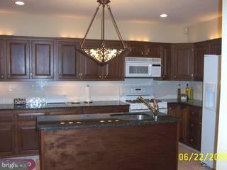 121 Edgewood Road Ardmore, PA 19003 - Photo 4 of 6 Gallery Image 4
