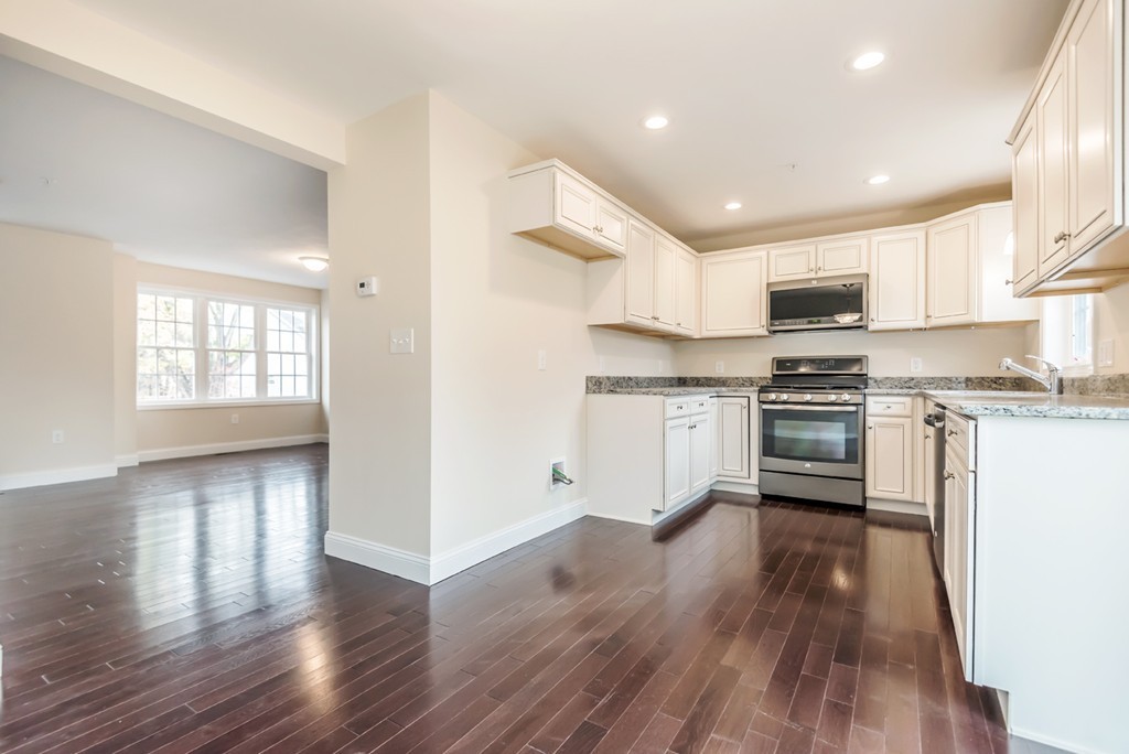 2 Cross Road, Unit 4 Haverhill, MA 01835 - Photo 1 of 24 Gallery Image 1