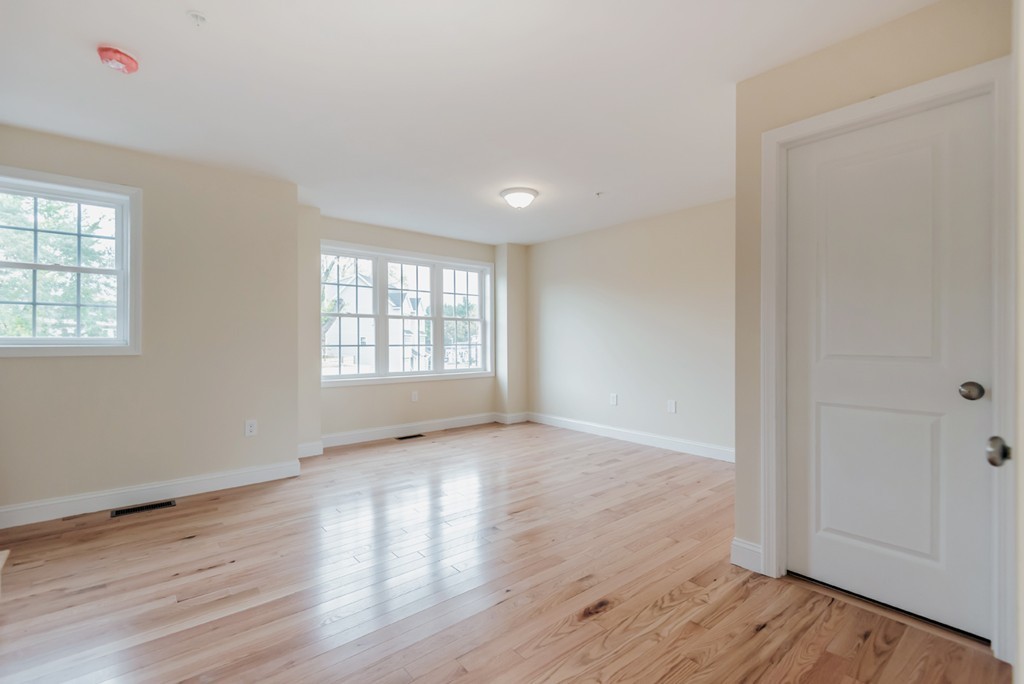 2 Cross Road, Unit 4 Haverhill, MA 01835 - Photo 8 of 24 Gallery Image 8