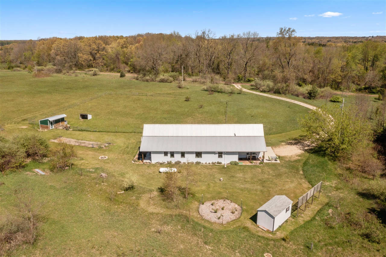 11117 West Snows Lake Road Greenville, MI 48838 - Photo 24 of 30