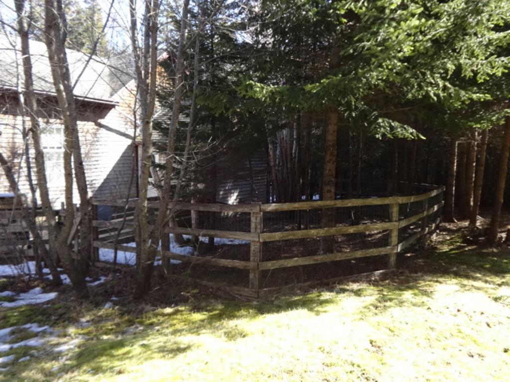 15 Weir Road Bernard, ME 04612 - Photo 27 of 30 fence (1)