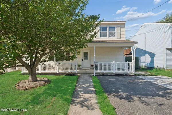$525,000 | 33 Monmouth Avenue, North Middletown, NJ 07748