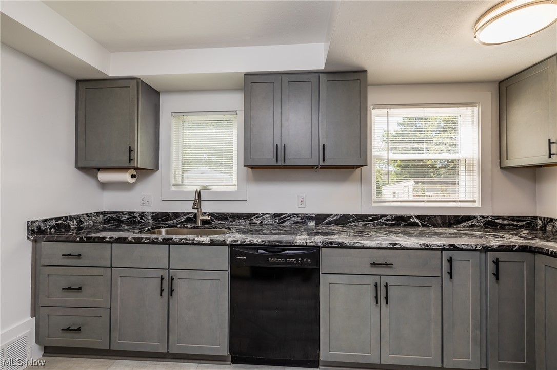12600 Grannis Road Cleveland, OH 44125 - Photo 18 of 30 Gallery Image 18