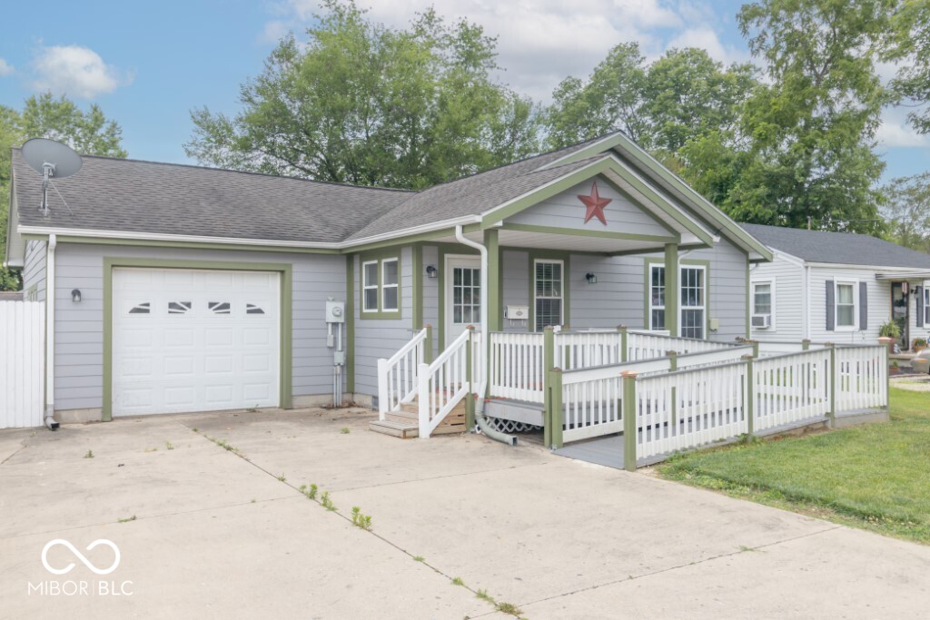 1353 R Avenue New Castle, IN 47362 - Photo 2 of 41 Gallery Image 2