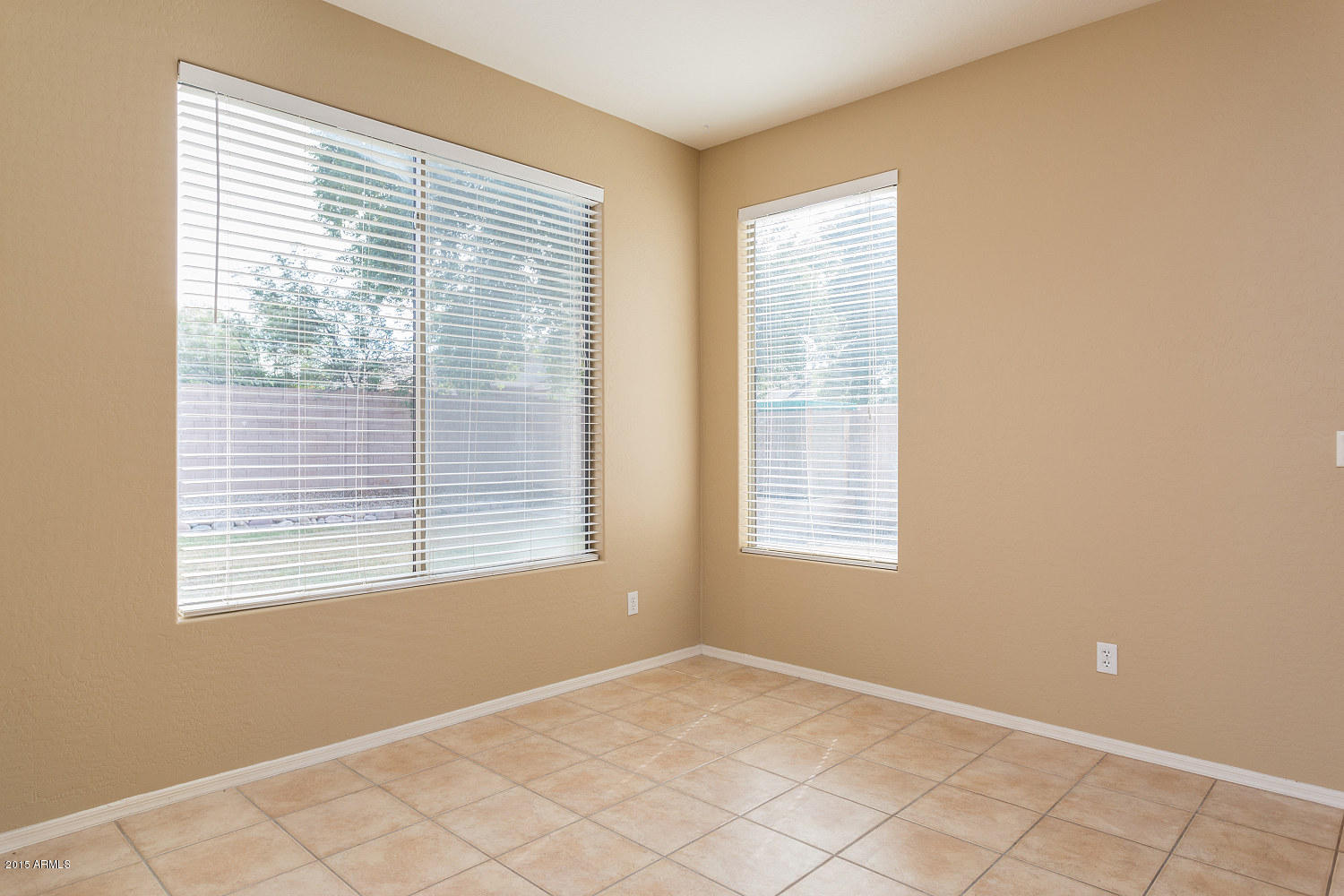 2515 South Martingale Road Gilbert, AZ 85295 - Photo 12 of 26 HRM-36_web