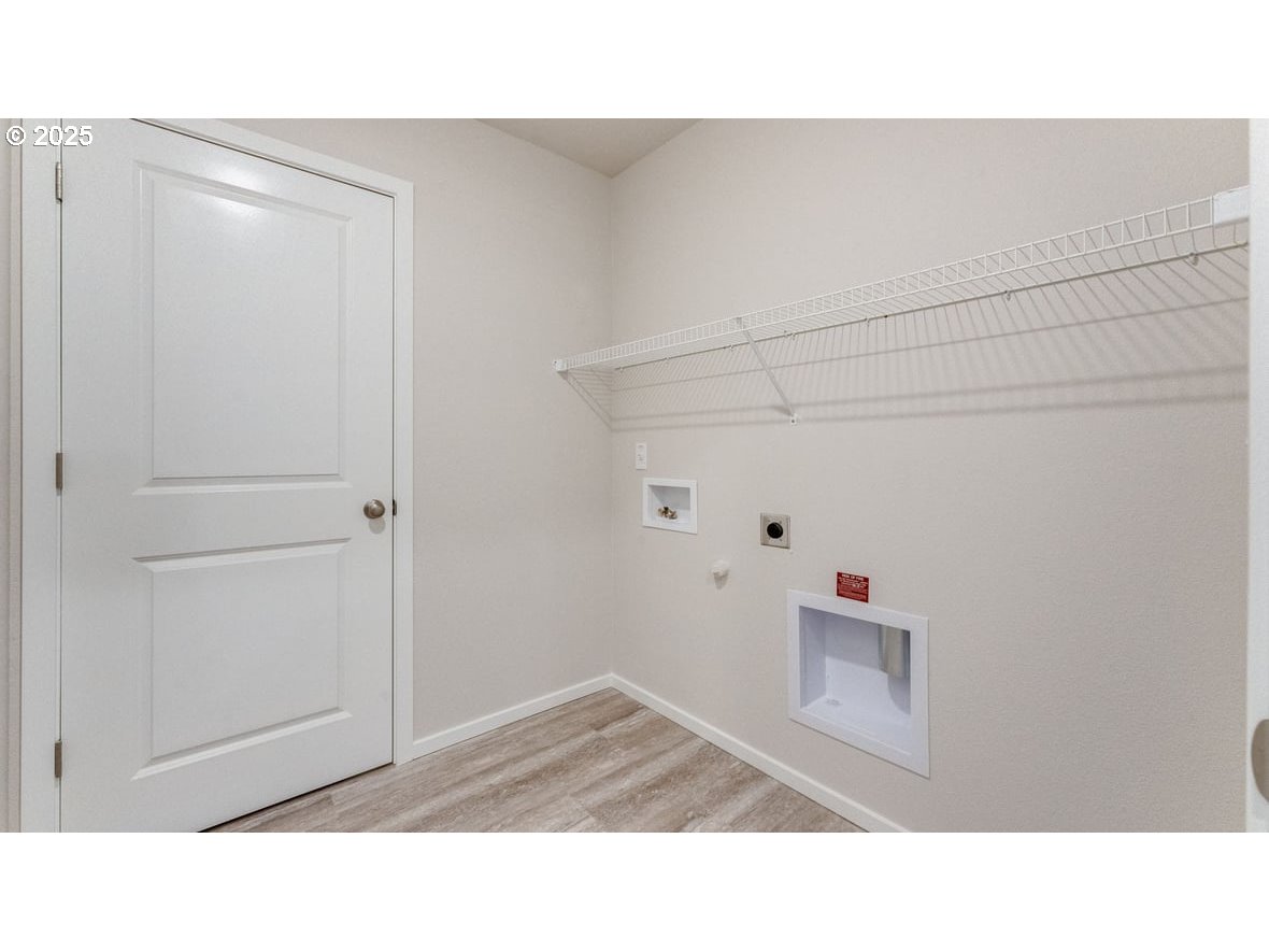 2923 V Street Springfield, OR 97477 - Photo 17 of 34