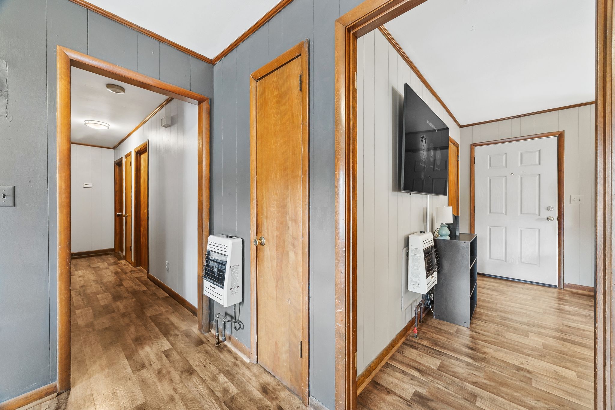948 North Brace Road Summertown, TN 38483 - Photo 18 of 59 a view of hallway with wooden floor and a bathroom