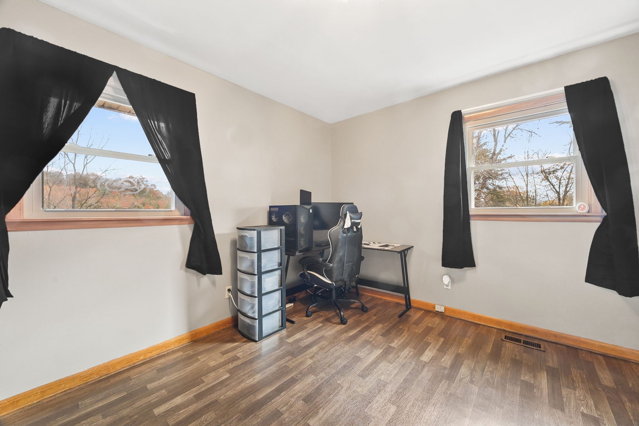 948 North Brace Road Summertown, TN 38483 - Photo 25 of 59 a workspace with furniture and window