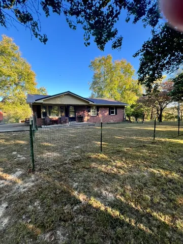 $374,900 | 948 North Brace Road, Summertown, TN 38483