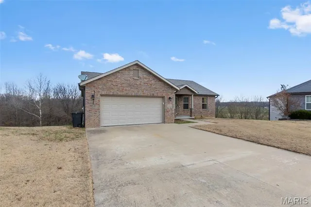 $289,500 | 1552 Enterprise Court, Jackson, MO 63755