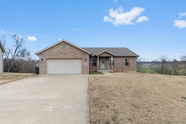 $289,500 | 1552 Enterprise Court, Jackson, MO 63755