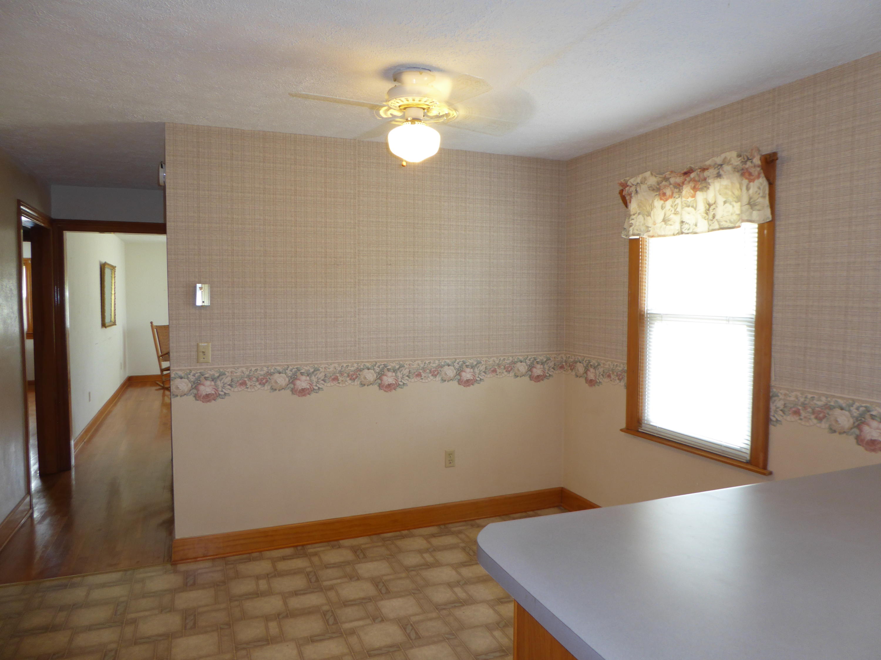 61 Wescott Road Rocky Mount, VA 24151 - Photo 17 of 30 17 Dining Area