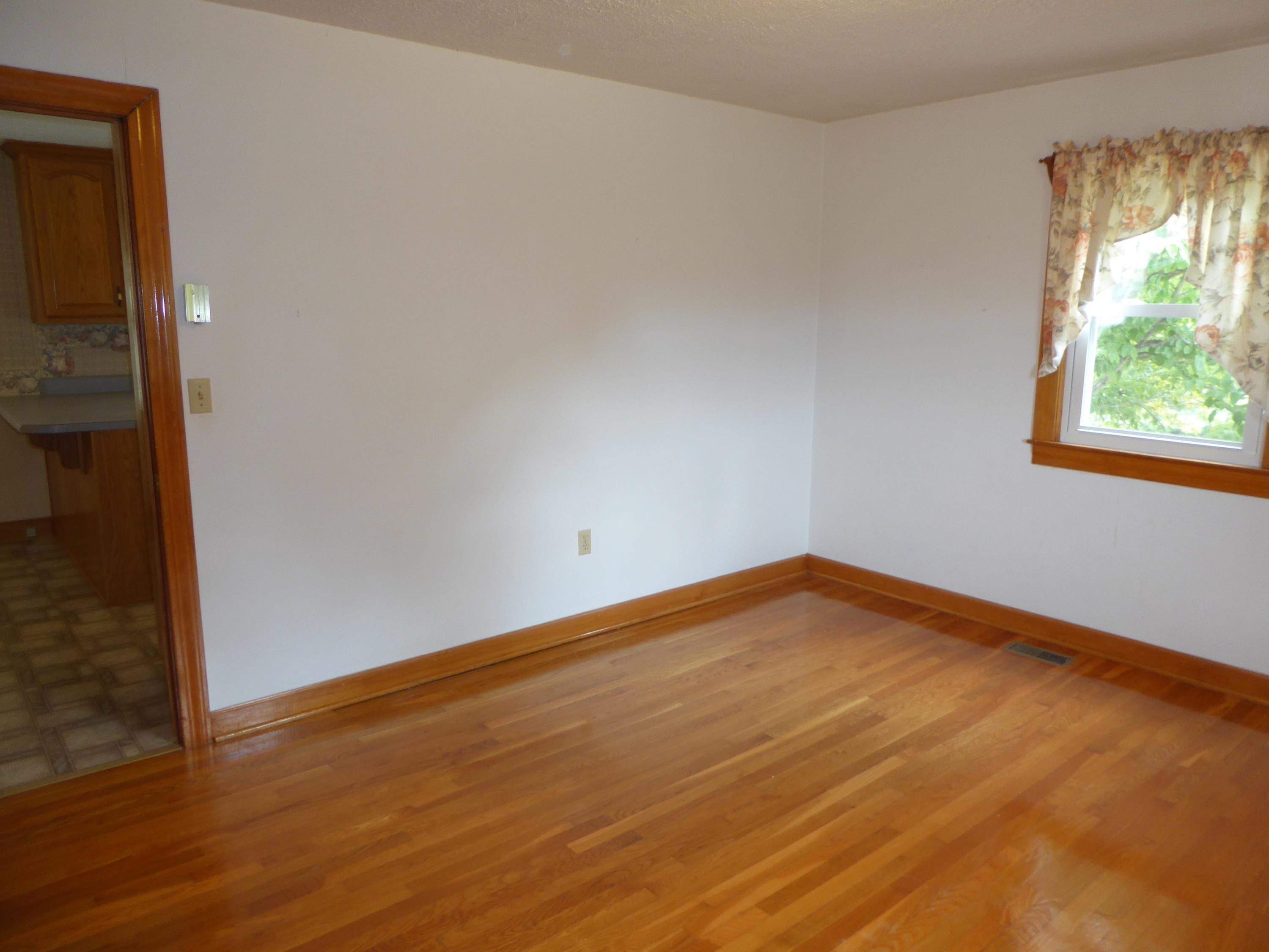61 Wescott Road Rocky Mount, VA 24151 - Photo 7 of 30 7 Second Bedroom