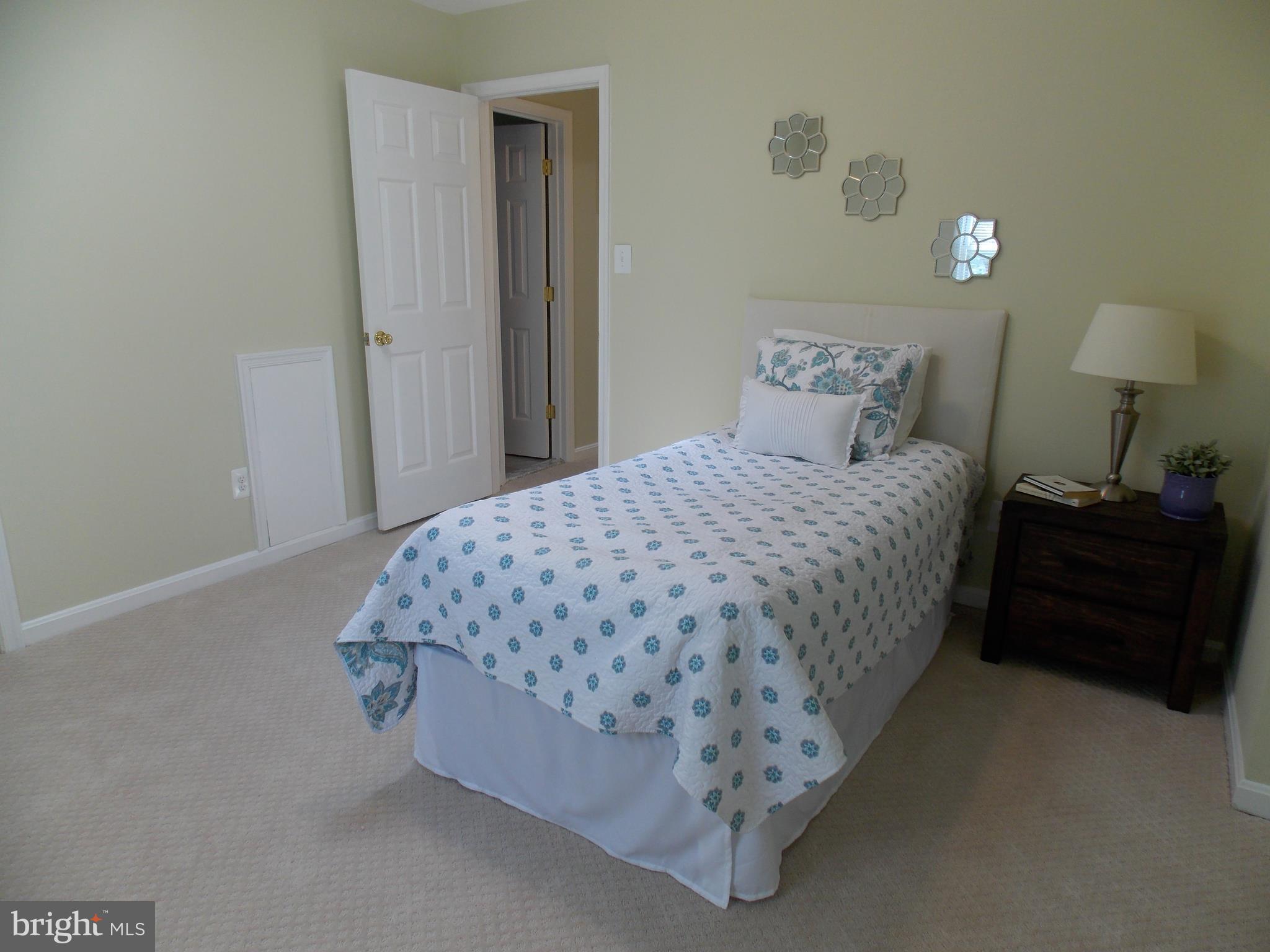 9415 Monroe Street Silver Spring, MD 20910 - Photo 17 of 30 Bedroom #3